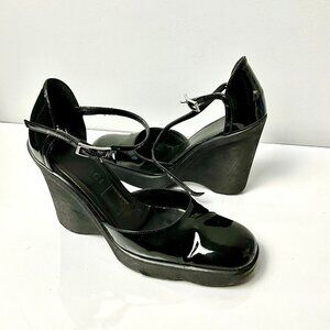 Vintage Gucci Black Patent Leather Ankle Strap Wedge Pumps EU38 Italy